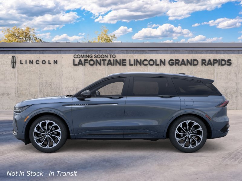 New 2026 Lincoln Nautilus Reserve AWD/4WD image 3