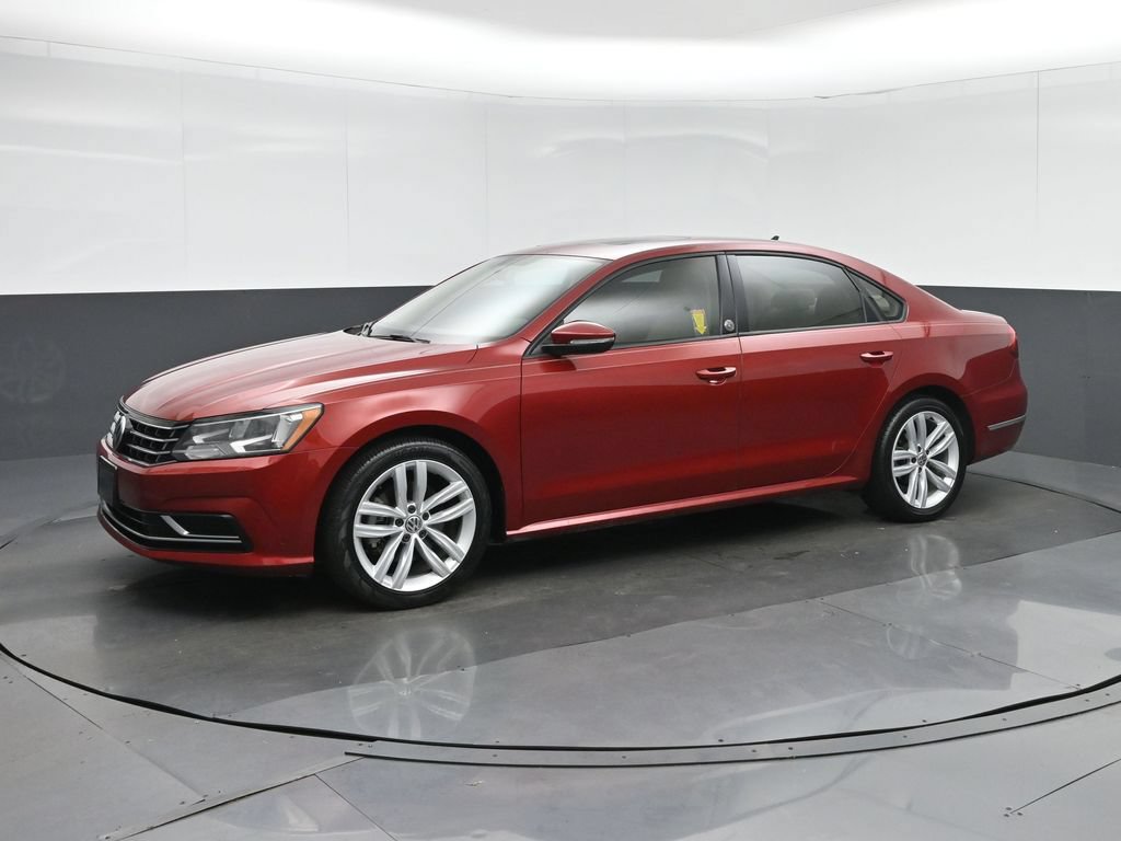 Used 2019 Volkswagen Passat 2.0T Wolfsburg w/ Wheels & Sunroof Package FWD image 3