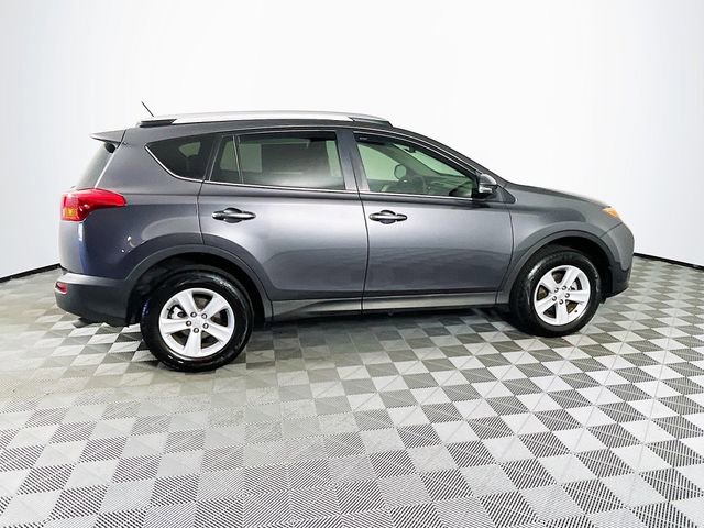 Used 2013 Toyota RAV4 XLE FWD image 9