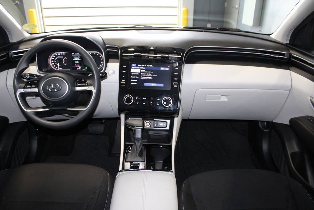Used 2023 Hyundai Tucson SEL AWD/4WD image 26