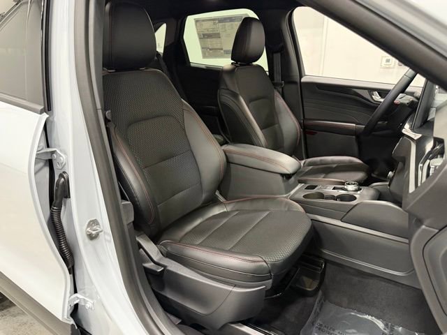 New 2026 Ford Escape ST-Line image 31