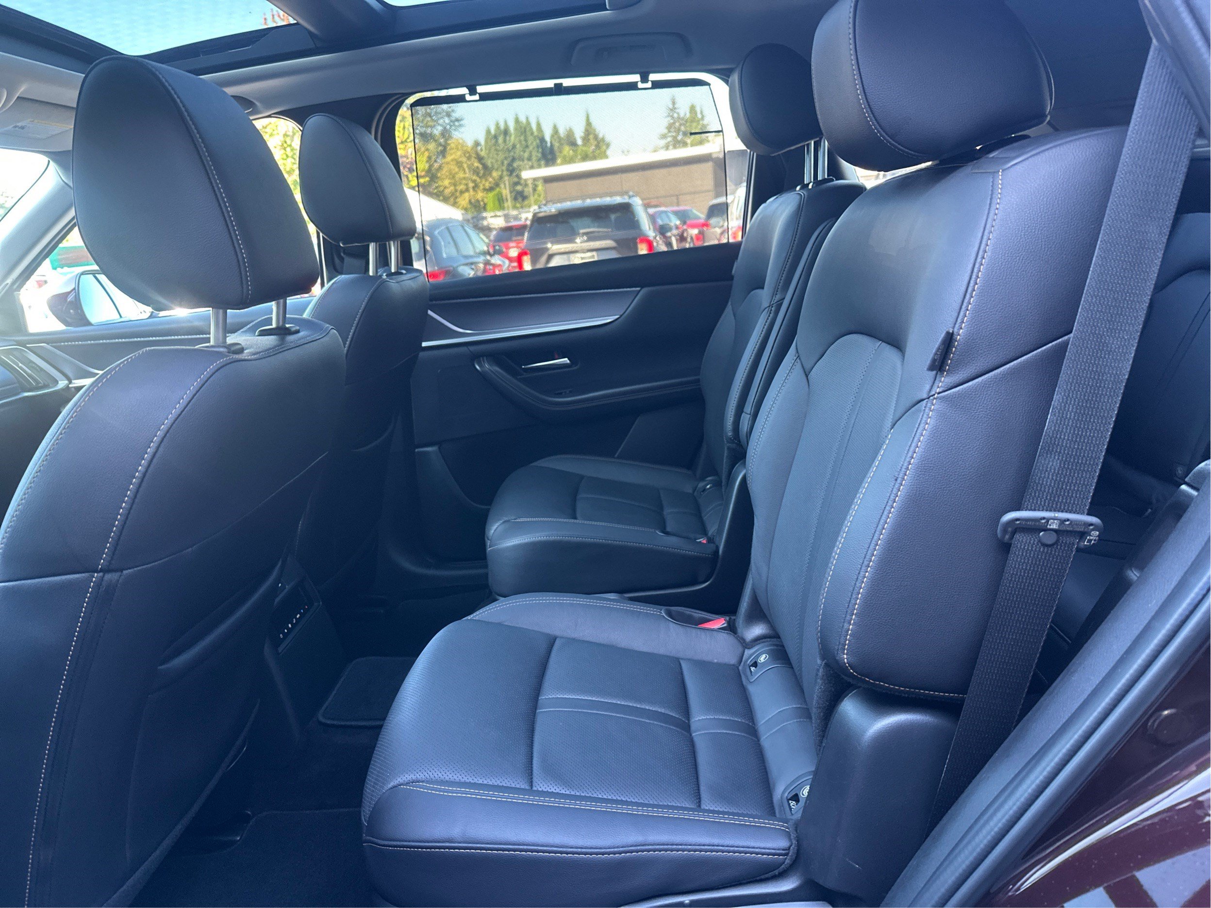 Certified 2024 MAZDA CX-90 Plug-In Hybrid w/ Premium Pkg AWD/4WD image 10