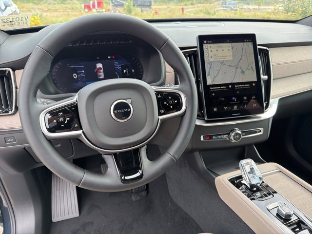 New 2026 Volvo XC90 B6 Plus w/ Protection Package Premier image 12