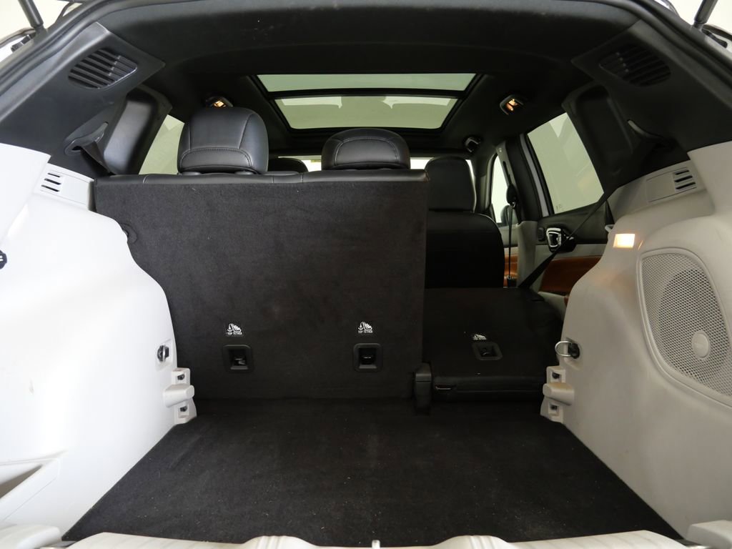 Used 2023 Jeep Compass Limited w/ Sun and Sound Group AWD/4WD image 27