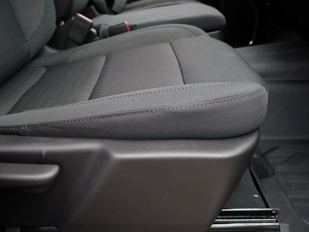 New 2026 GMC Sierra 2500 SLE image 9