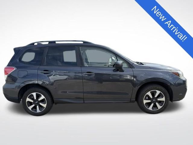Used 2017 Subaru Forester 2.5i Premium AWD/4WD image 8