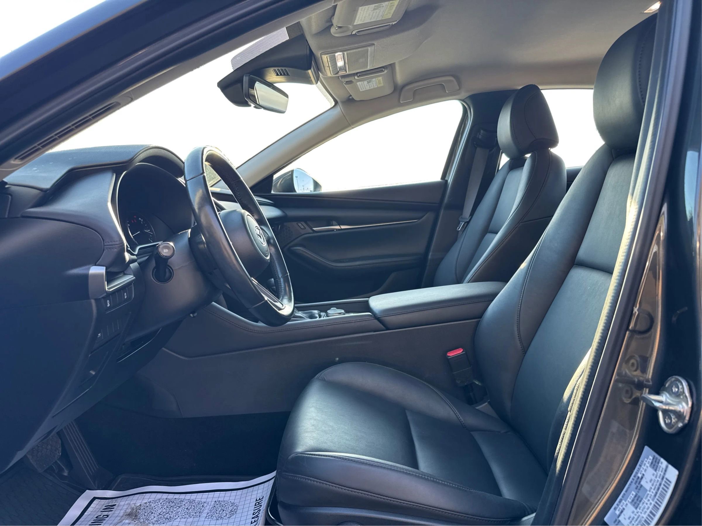 Used 2023 MAZDA MAZDA3 s image 11