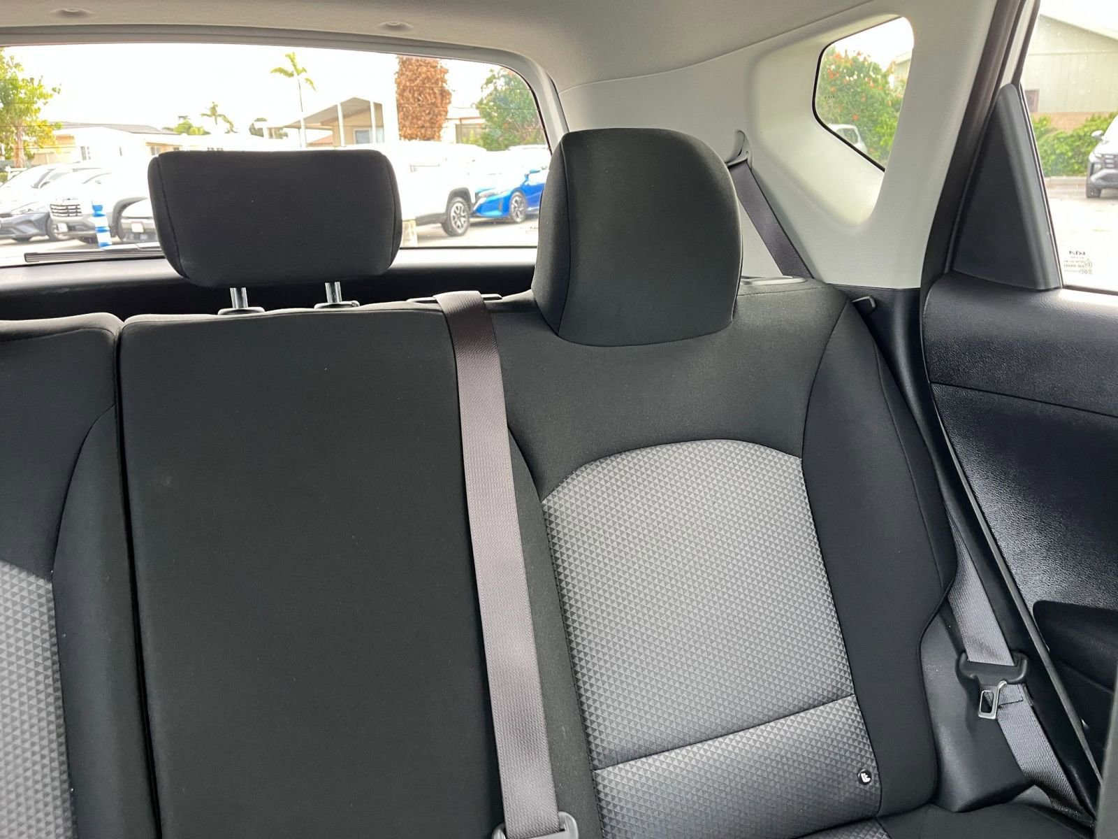 Used 2025 Kia Soul LX w/ LX Technology Package FWD image 37