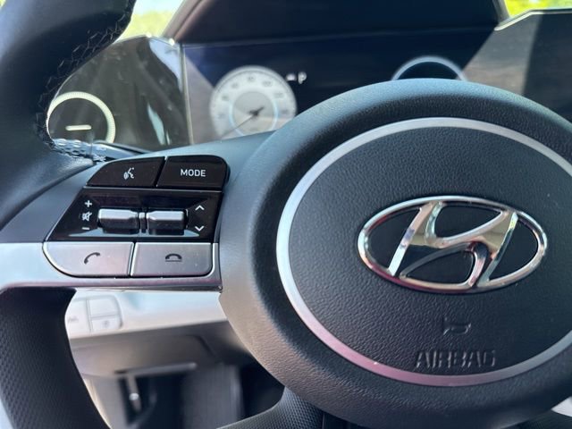 Certified 2023 Hyundai Elantra Limited w/ Cargo Package FWD image 39