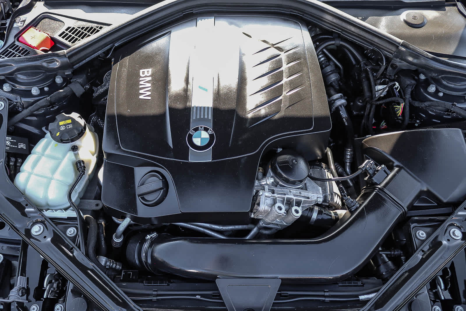 Used 2018 BMW M2 RWD image 28