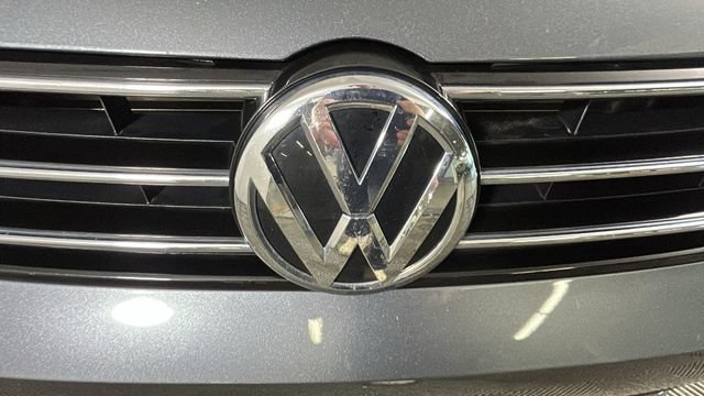 Used 2017 Volkswagen Jetta SE FWD image 8
