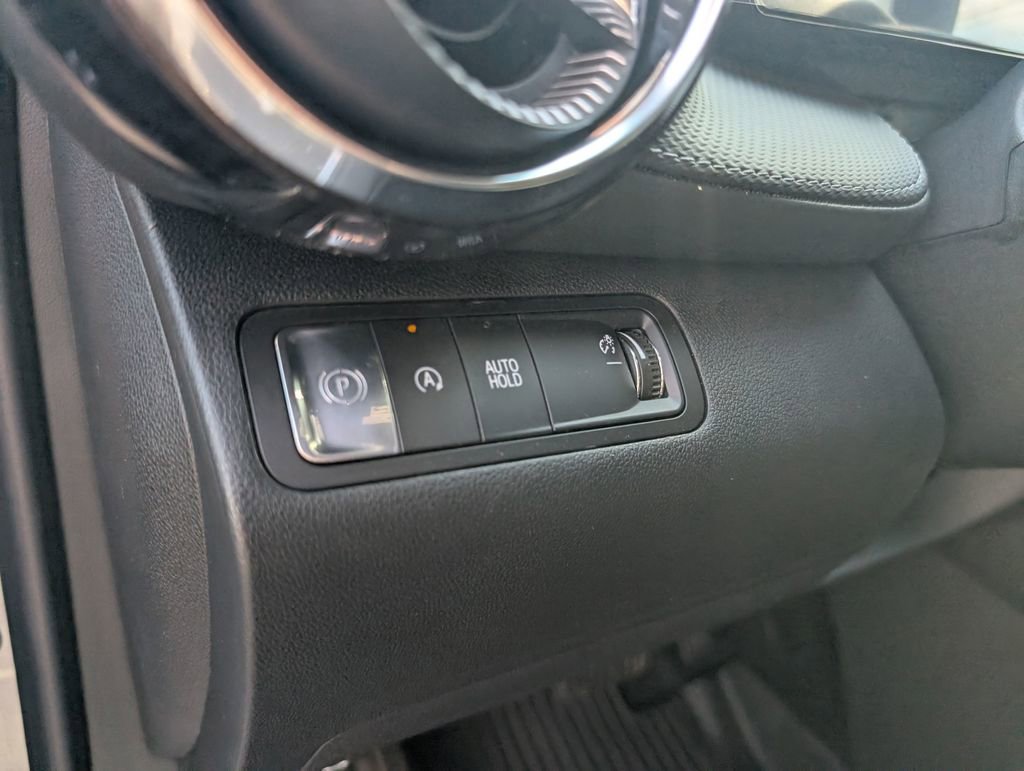 New 2026 Chevrolet Equinox LT FWD image 16