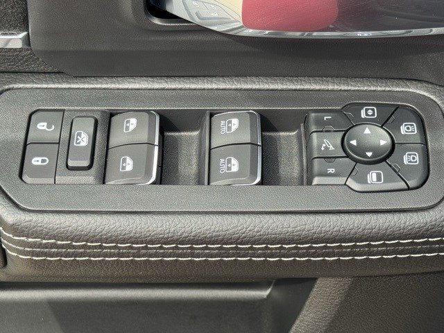 New 2026 RAM 2500 Laramie w/ Night Edition image 11