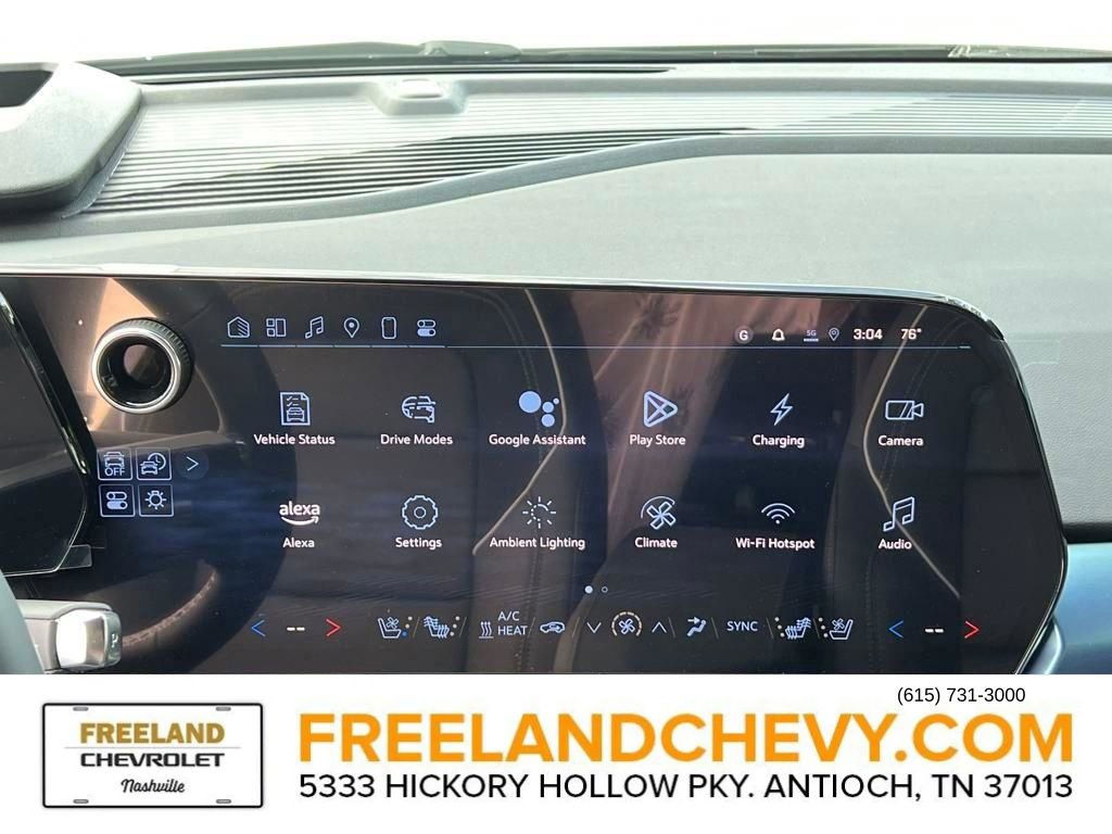 New 2025 Chevrolet Equinox EV LT w/ Convenience Package II image 24