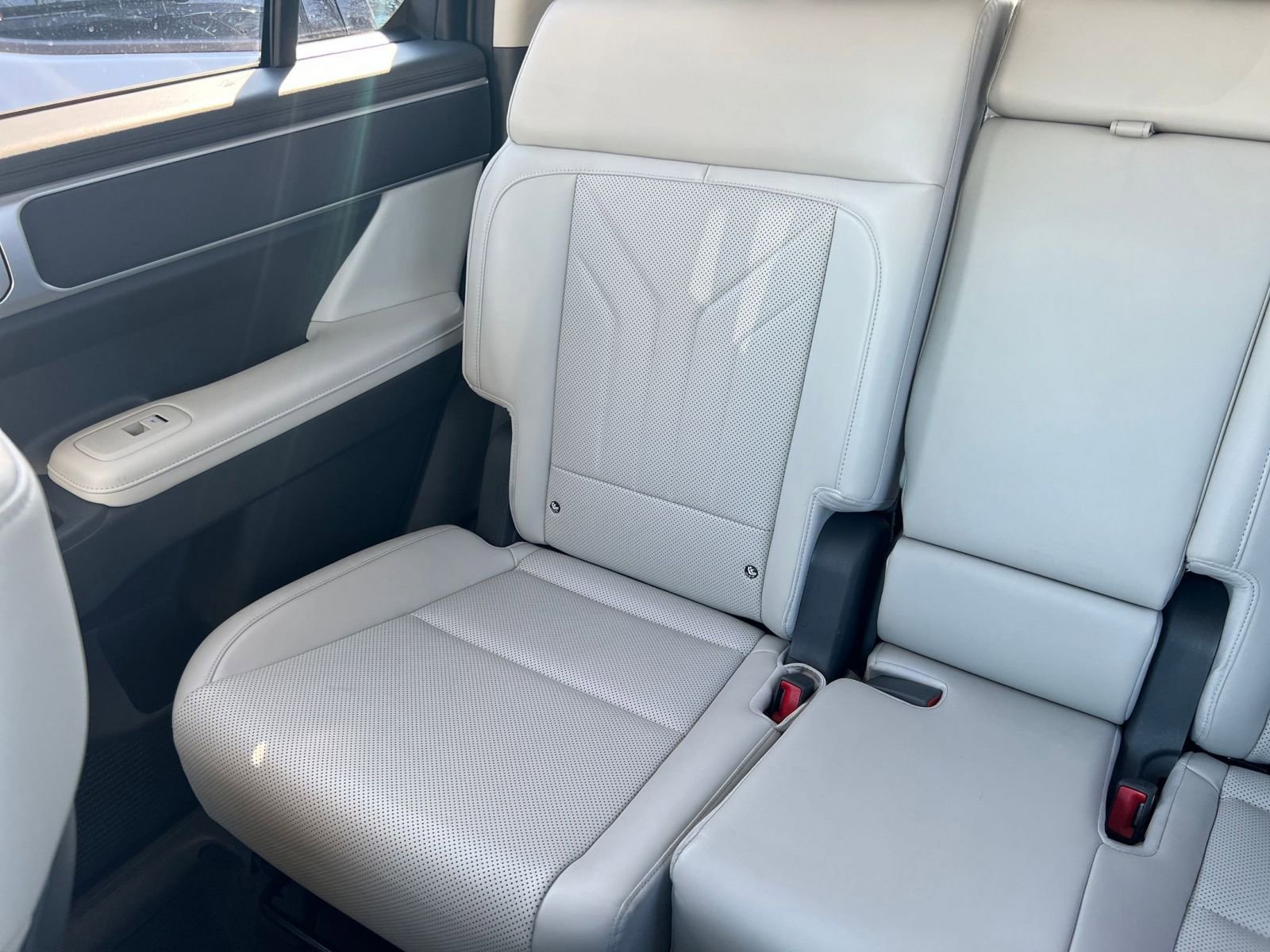 Used 2025 Hyundai Santa Fe SEL image 44