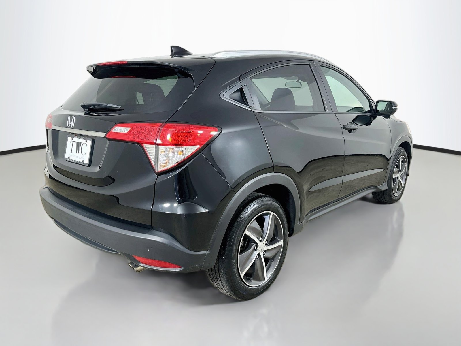 Used 2022 Honda HR-V EX image 5