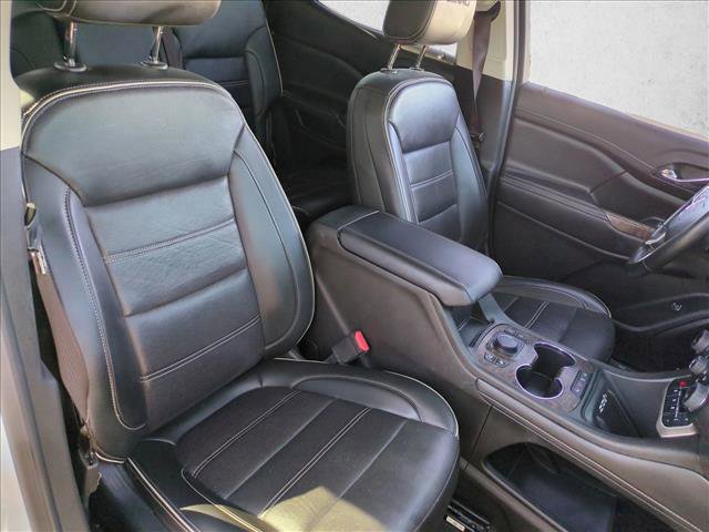 Used 2023 GMC Acadia Denali image 19