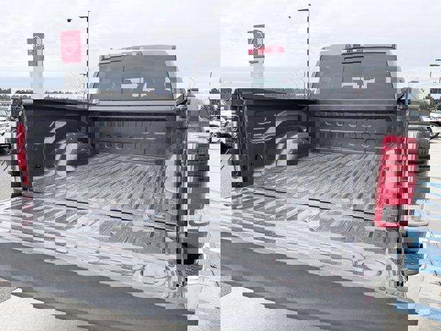 Used 2017 RAM 1500 Laramie image 9