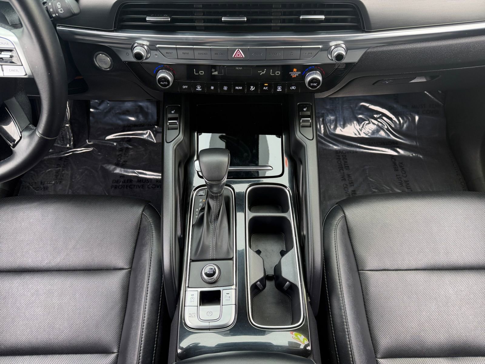 Used 2022 Kia Telluride S FWD image 11