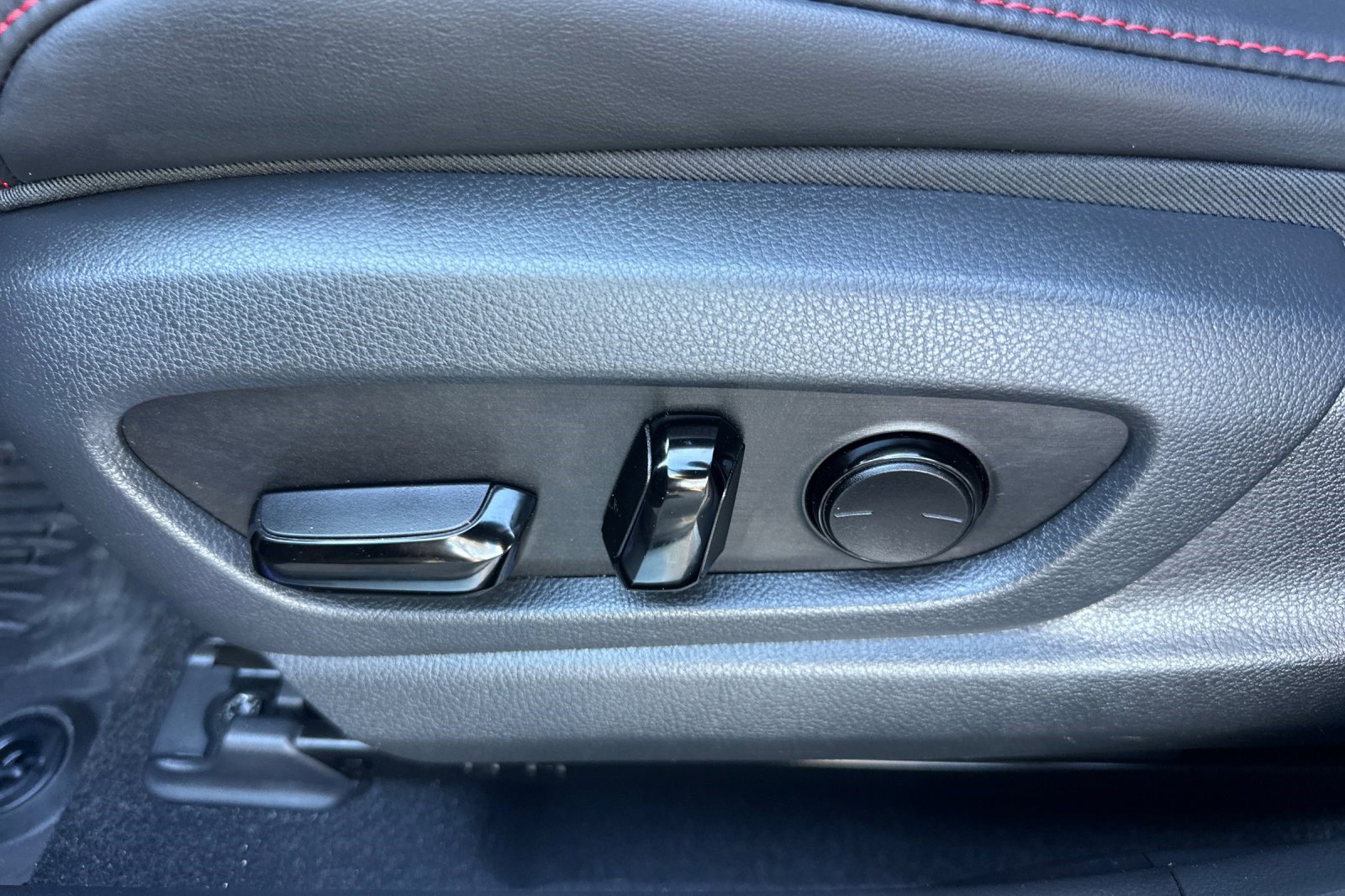 Certified 2022 Lexus UX 250h F Sport image 14