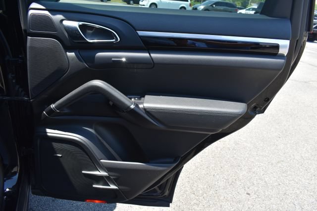 Used 2017 Porsche Cayenne Platinum Edition AWD/4WD image 45