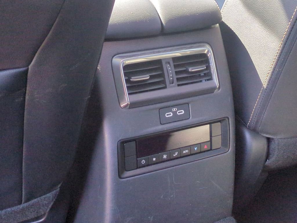 Used 2024 MAZDA CX-90 Plug-In Hybrid w/ Preferred image 26
