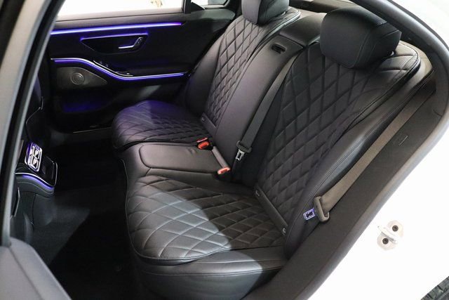 Certified 2024 Mercedes-Benz S 580e 4MATIC Sedan image 16