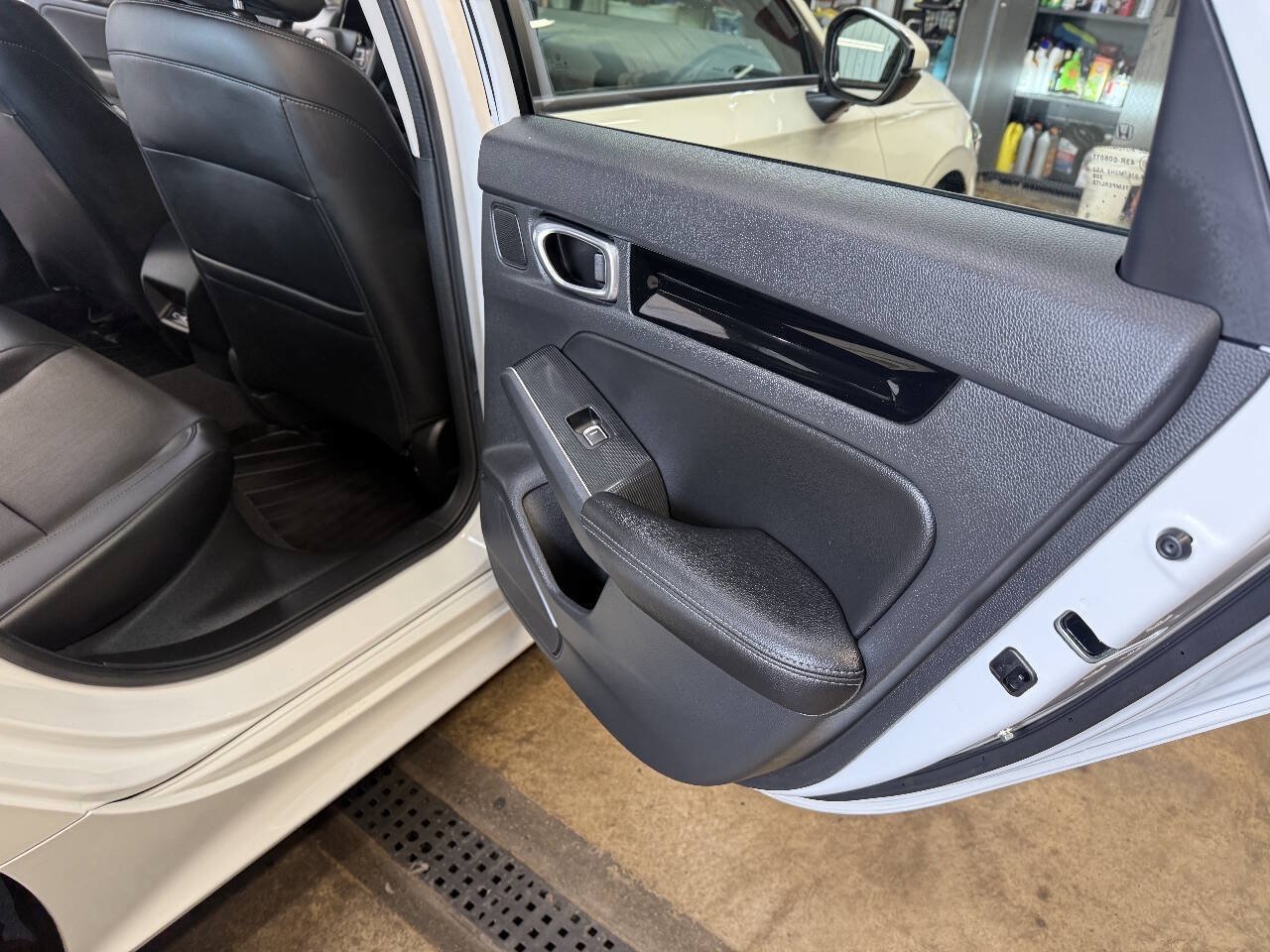 Used 2023 Honda Civic Touring image 49