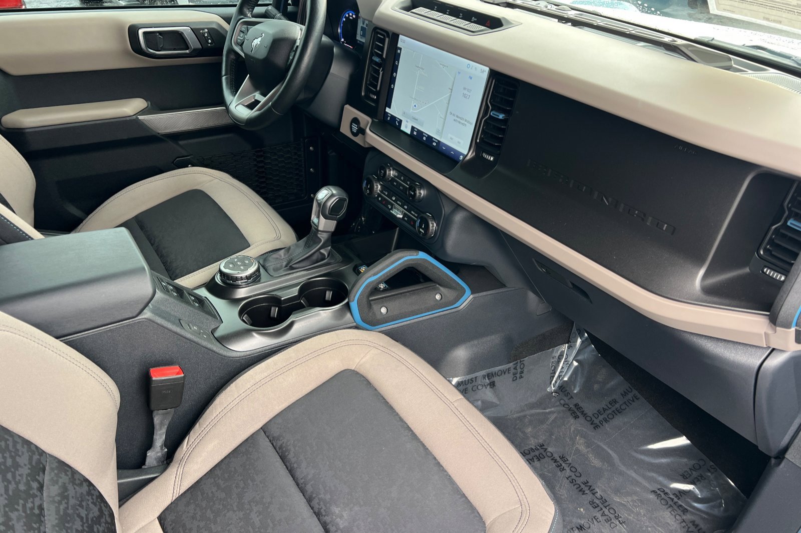 Used 2022 Ford Bronco Wildtrak image 14