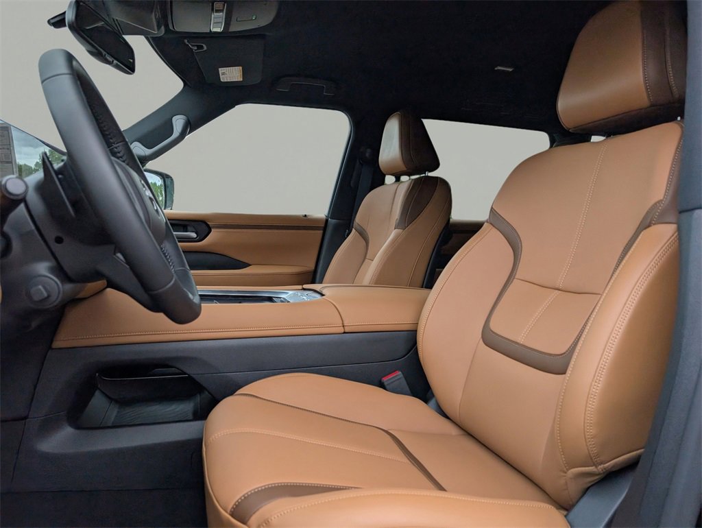 New 2025 Nissan Armada SL image 21