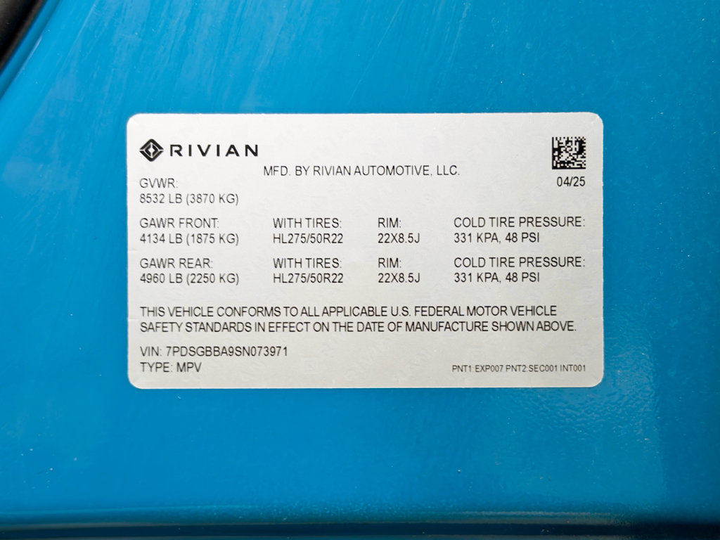 Used 2025 Rivian R1S Adventure AWD/4WD image 29