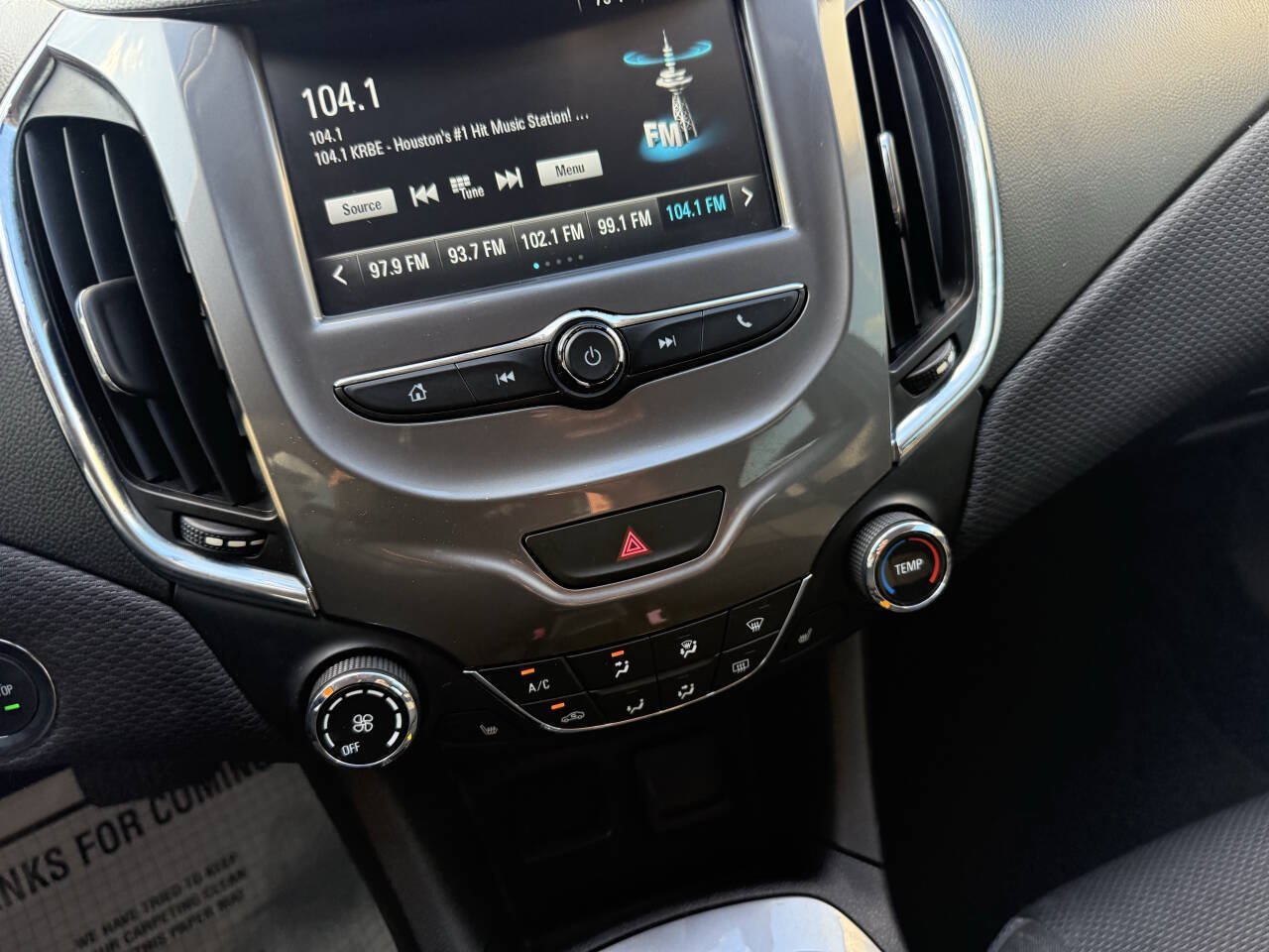 Used 2018 Chevrolet Cruze LT w/ Convenience Package FWD image 27