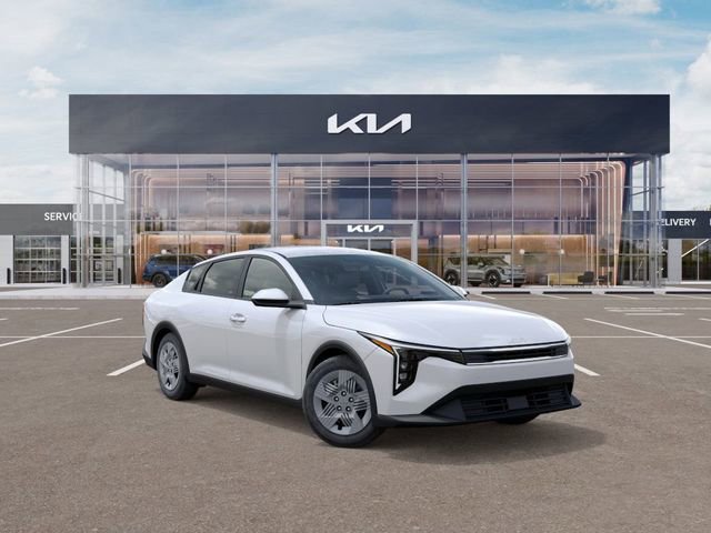New 2025 Kia K4 LX