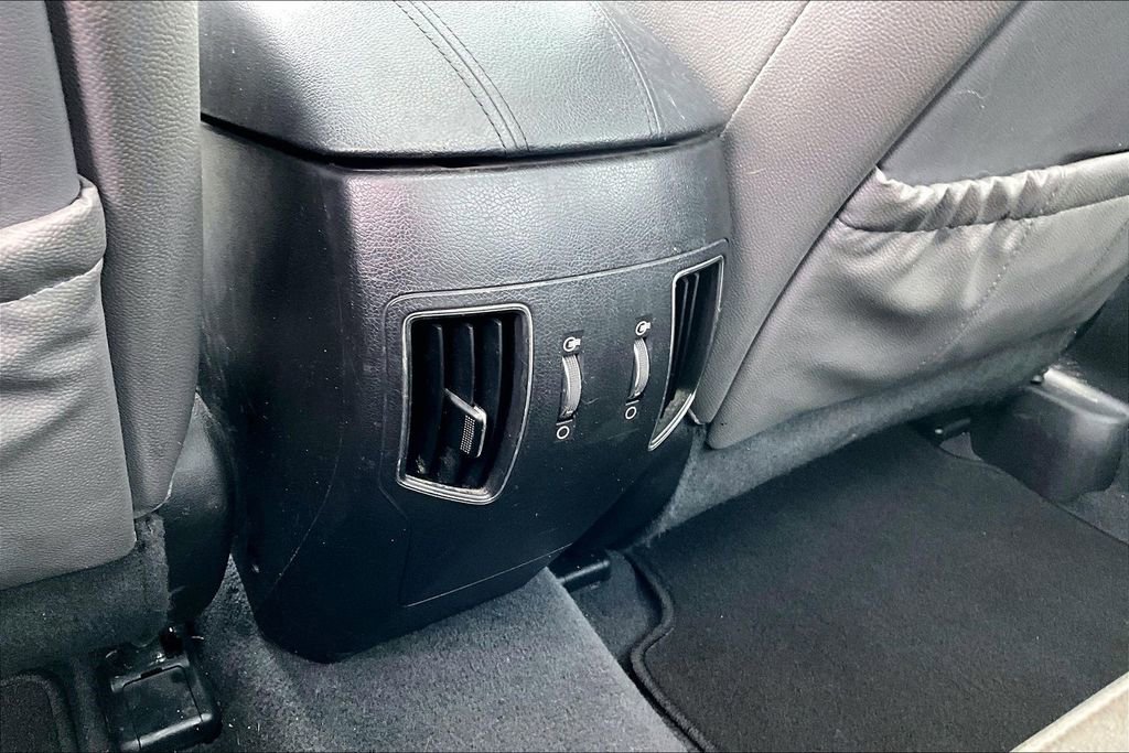 Used 2013 Hyundai Sonata Limited w/ Premium Pkg image 32