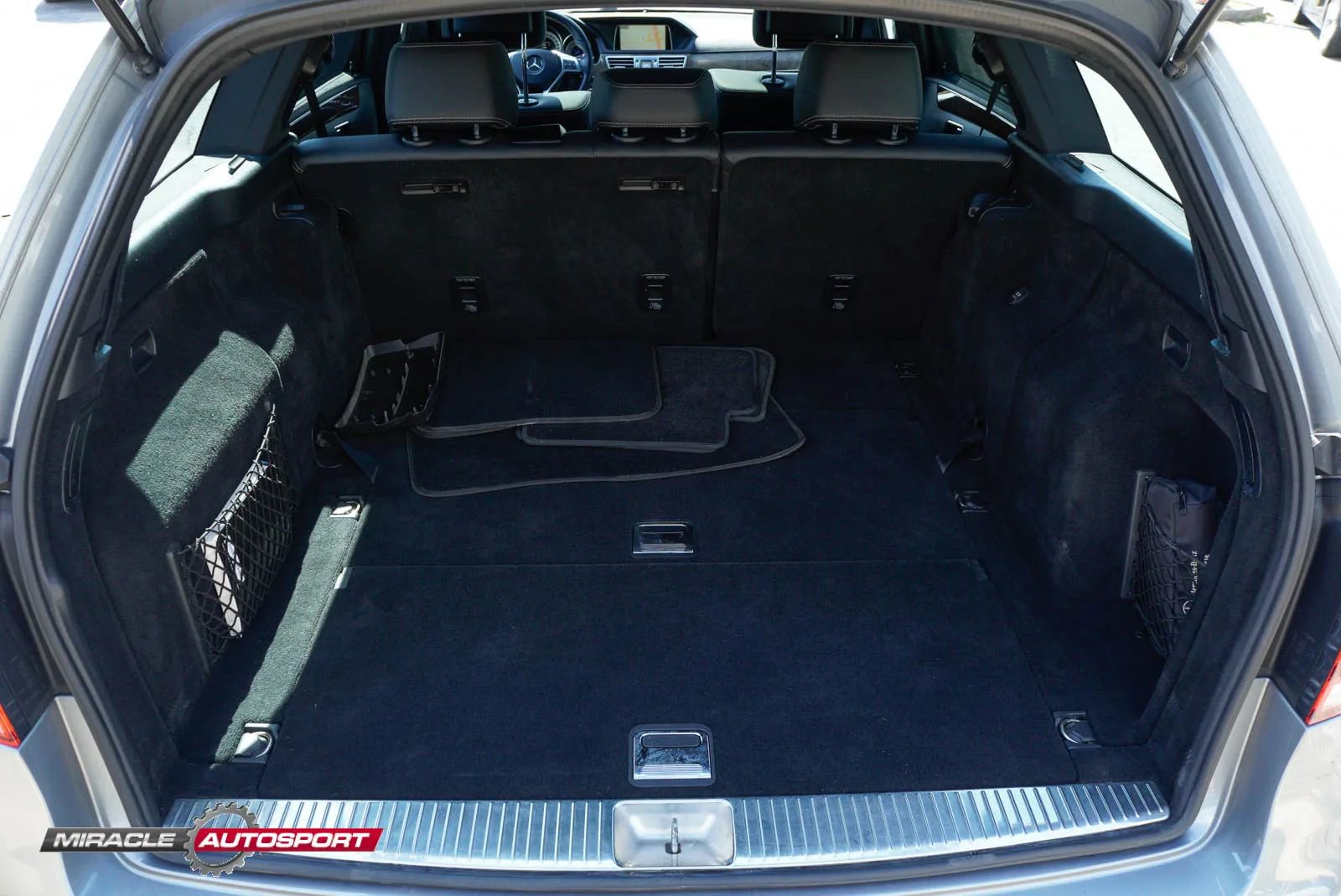Used 2014 Mercedes-Benz E 350 4MATIC Wagon w/ Premium 1 Package image 28