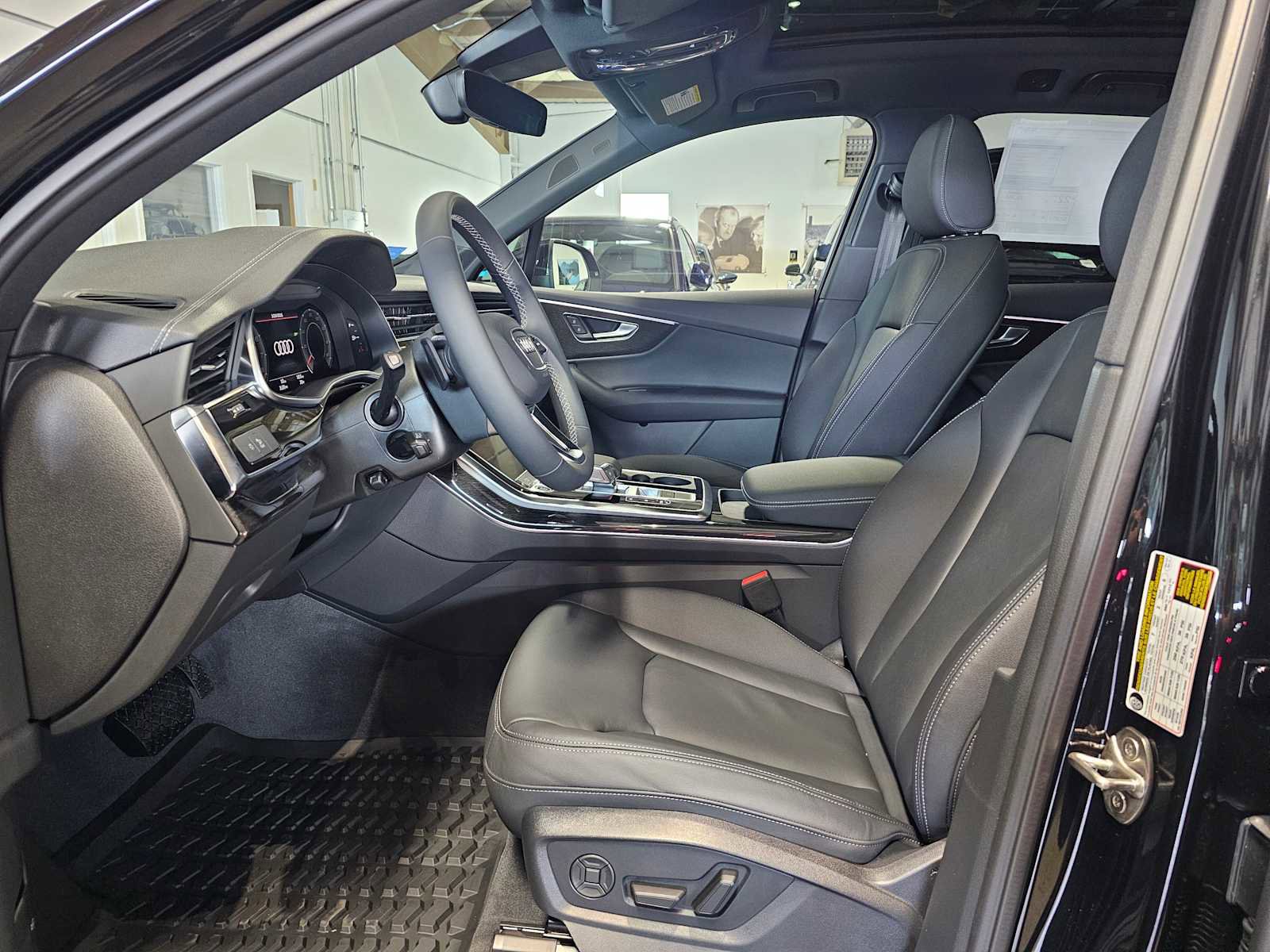 New 2026 Audi Q7 2.0T Premium image 23