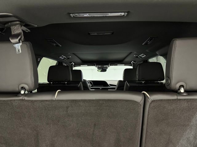 Used 2024 Cadillac Escalade Sport w/ LPO, ONYX Package image 10