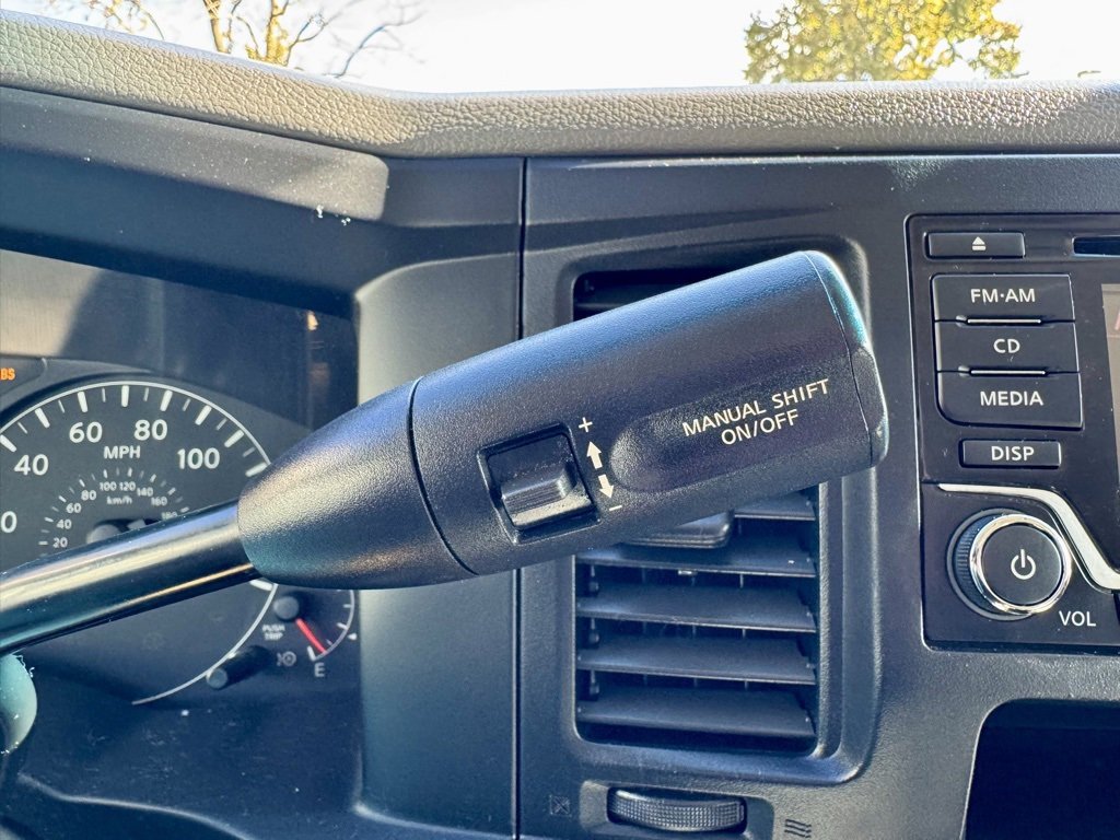 Used 2018 Nissan NV 3500 S image 33