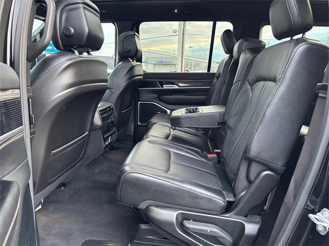 Used 2022 Jeep Wagoneer Series II w/ Premium Group I image 34