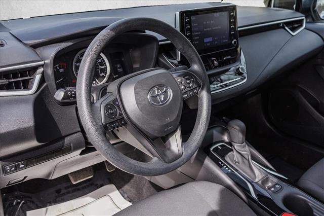 Used 2020 Toyota Corolla LE image 10