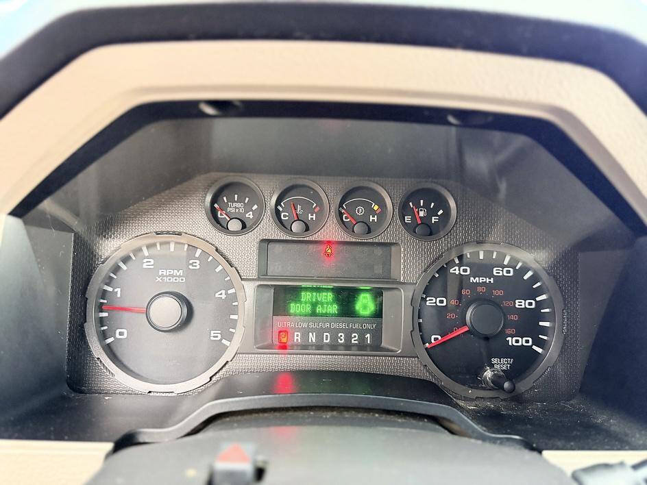 Used 2008 Ford F350 FX4 AWD/4WD image 8