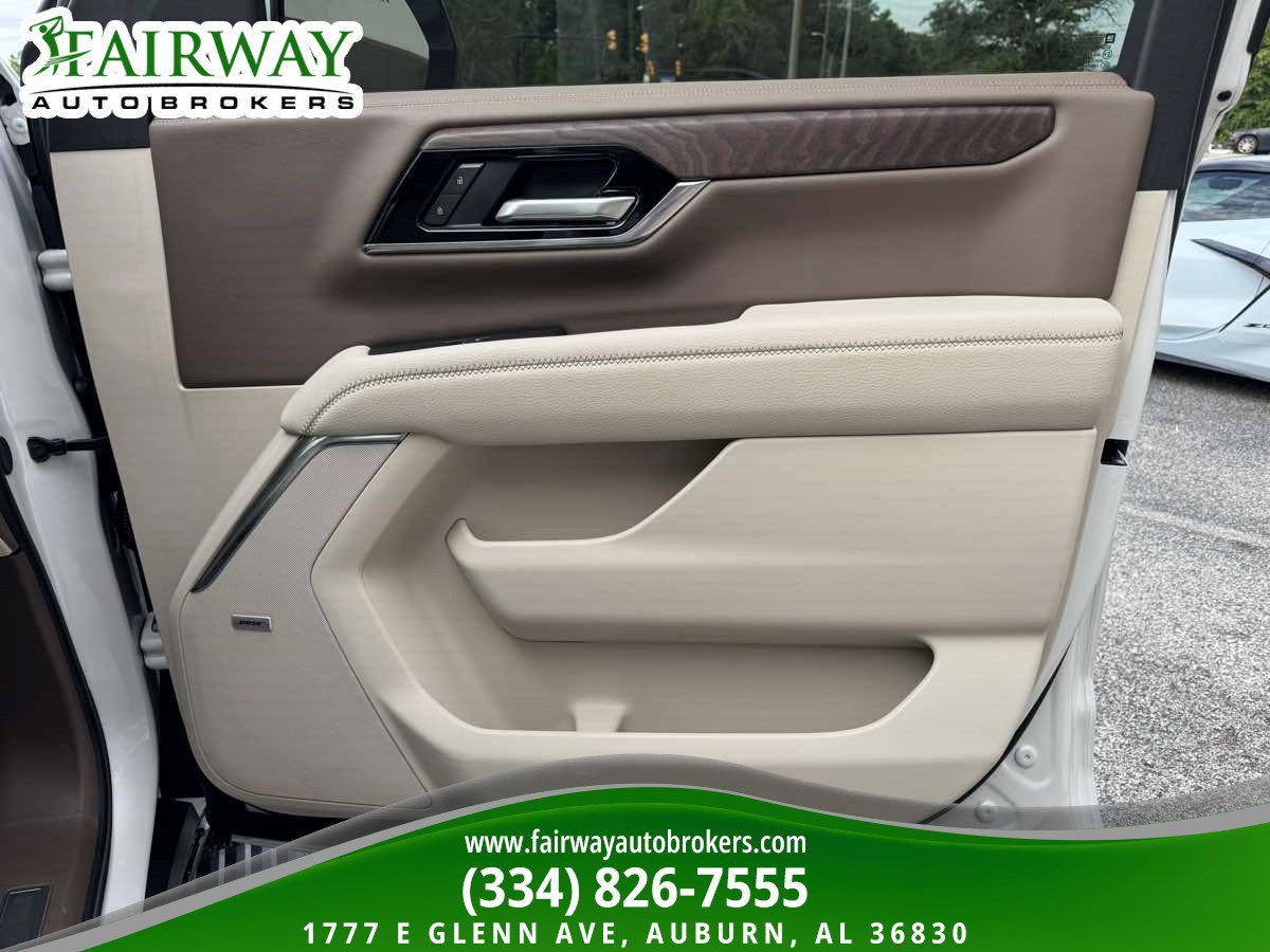 Used 2025 GMC Yukon Denali w/ Denali Reserve Package AWD/4WD image 33