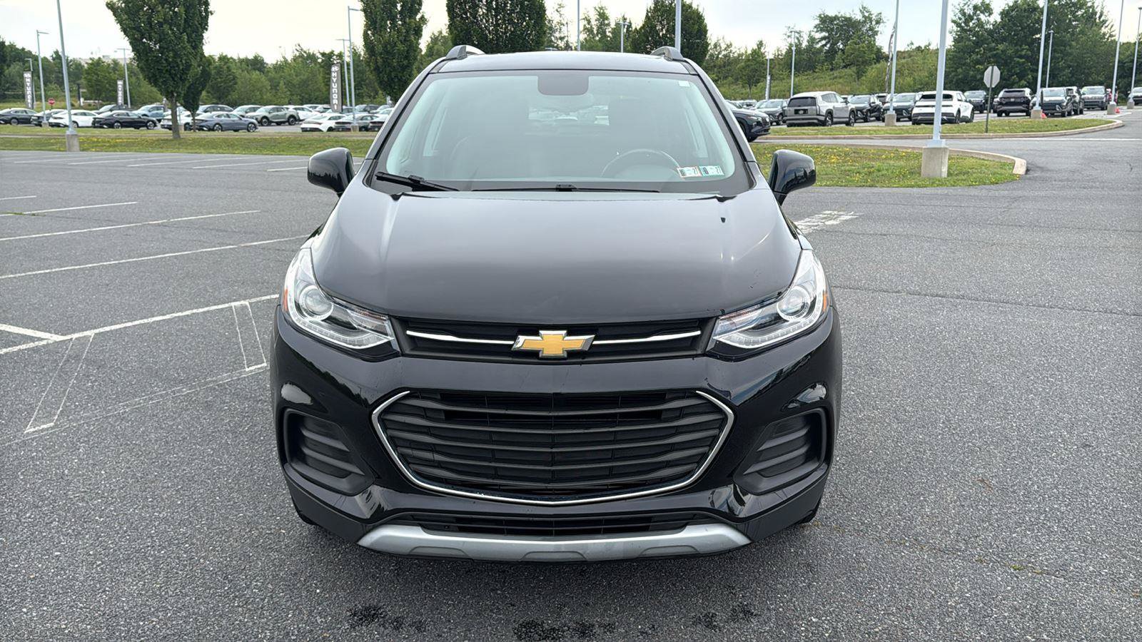 Used 2020 Chevrolet Trax LT w/ Driver Confidence Package AWD/4WD image 16