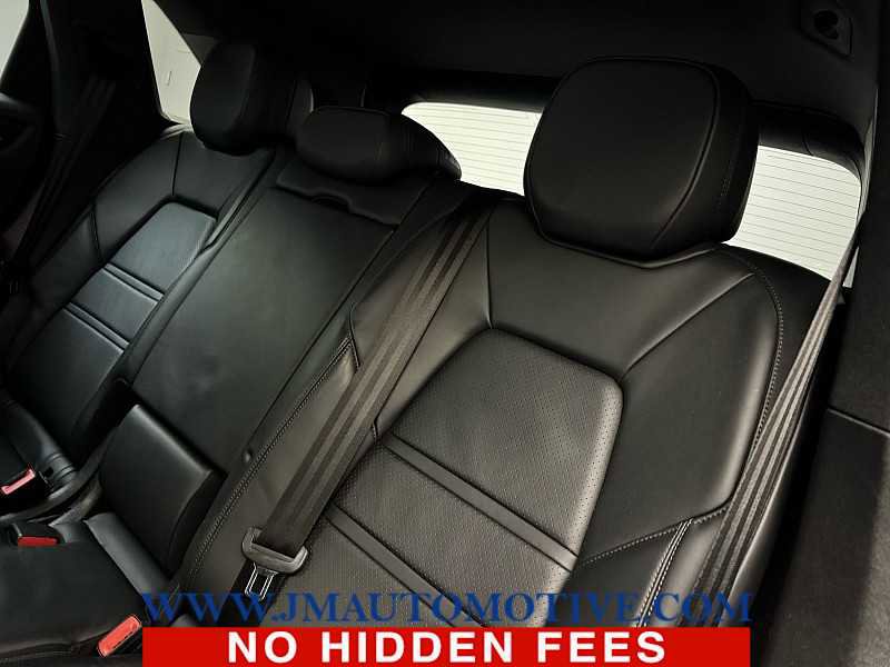 Used 2019 Porsche Cayenne image 16