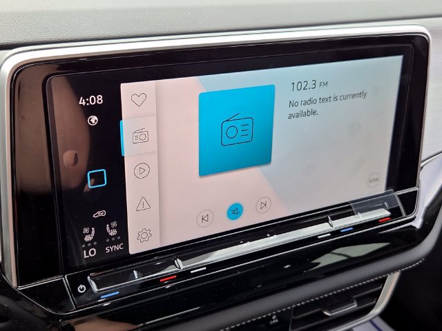 New 2026 Volkswagen Atlas Cross Sport SE FWD image 19