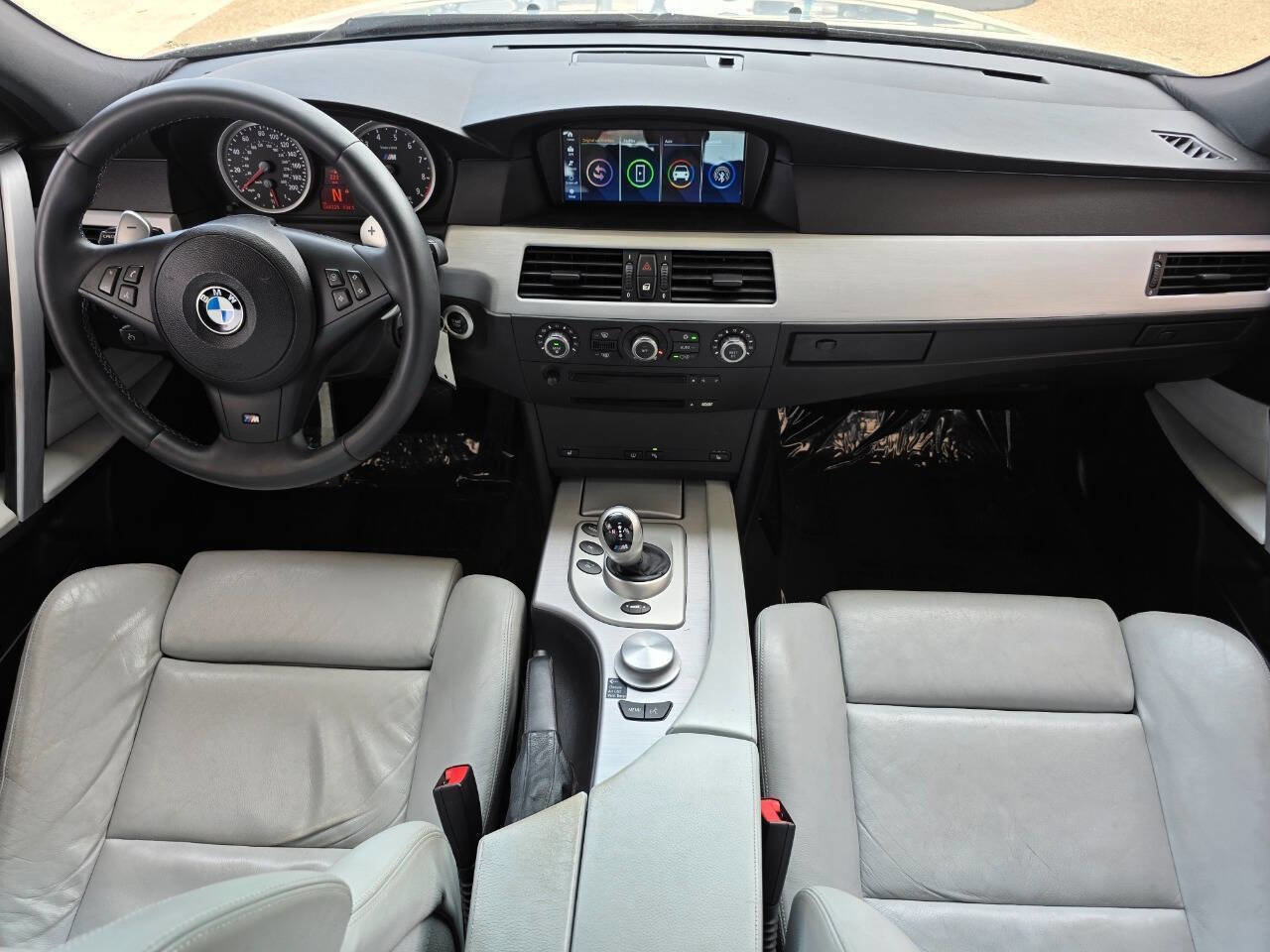 Used 2006 BMW M5 RWD image 9