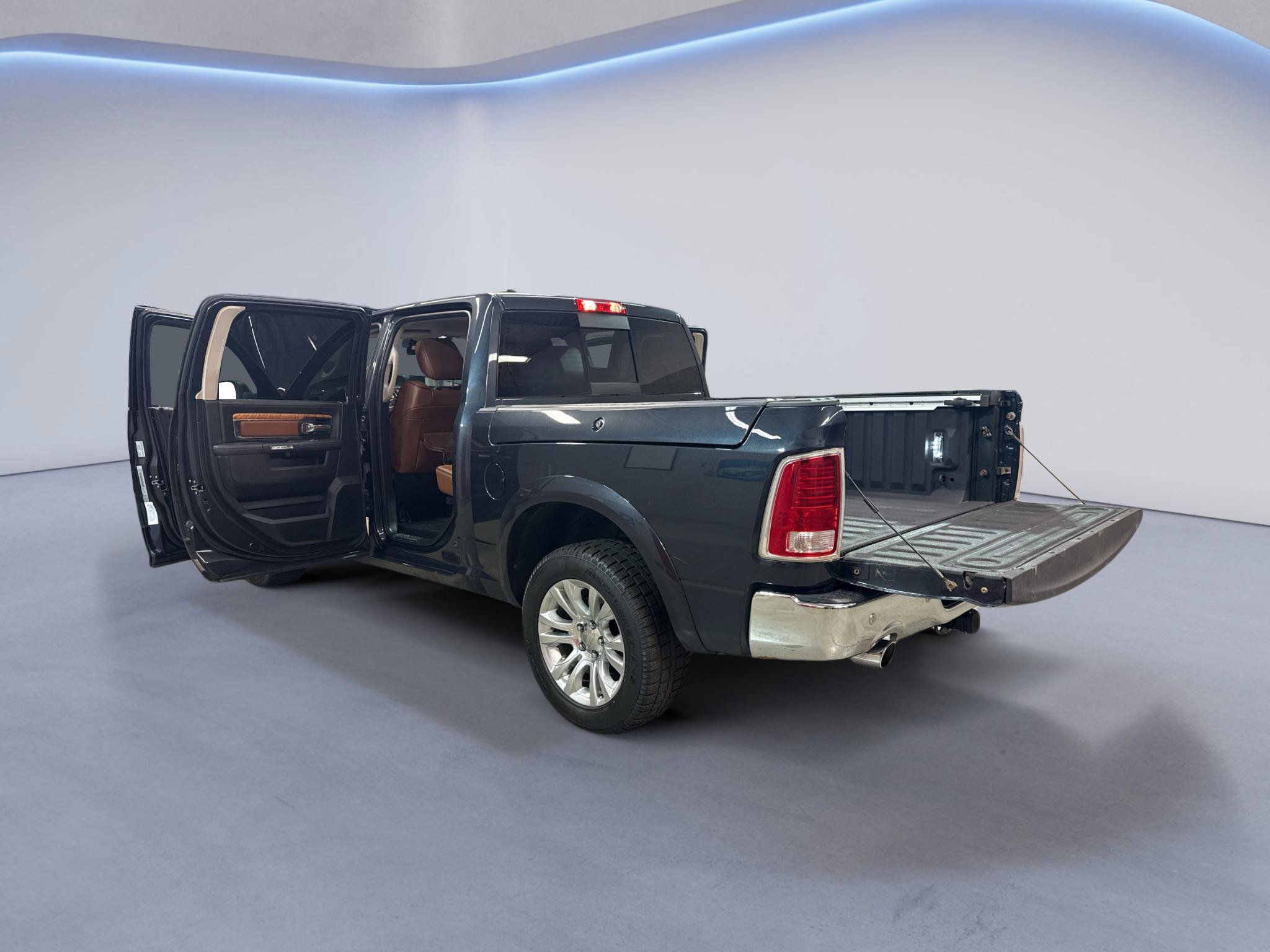 Used 2017 RAM 1500 Laramie Longhorn w/ Convenience Group AWD/4WD image 12