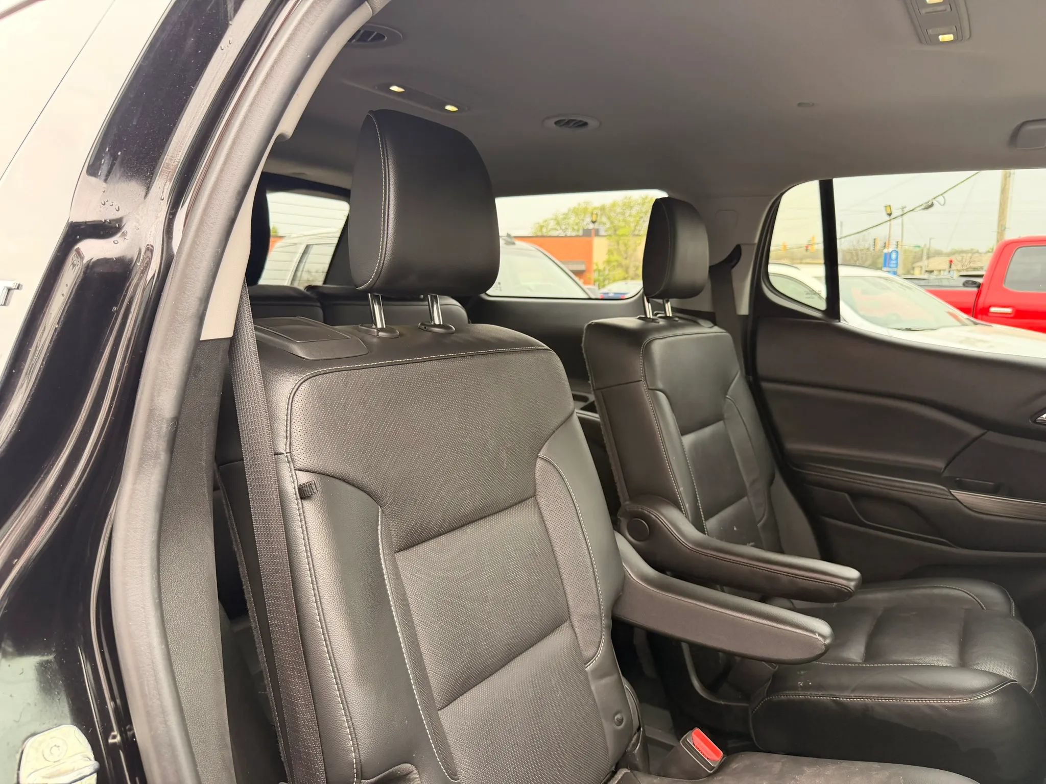 Used 2019 GMC Acadia SLT FWD image 31