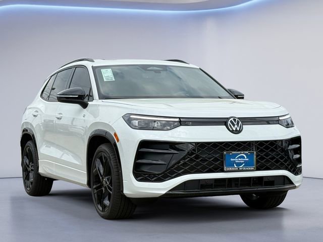 New 2026 Volkswagen Tiguan SE R-Line image 8