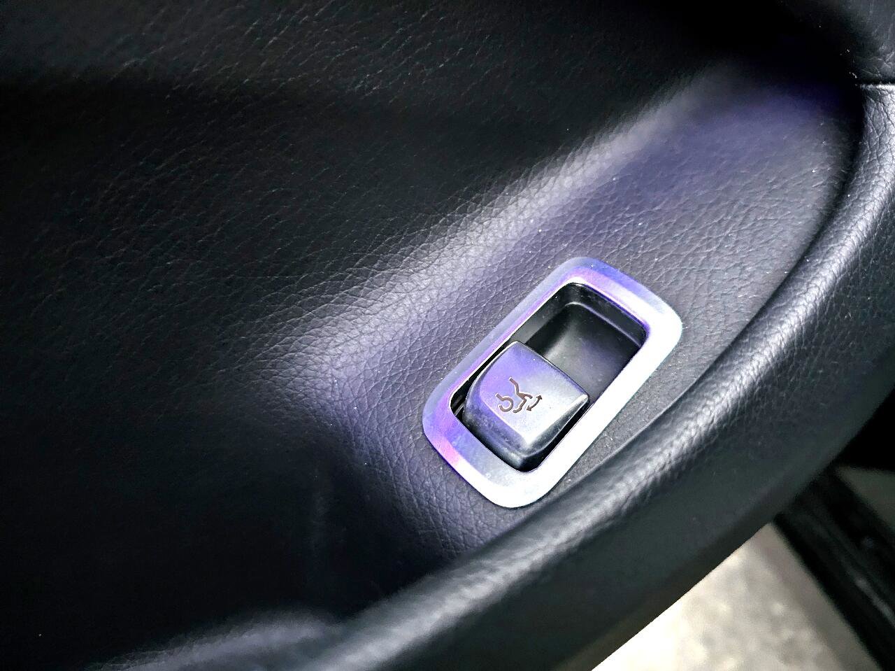 Used 2014 Mercedes-Benz S 550 Sedan image 25